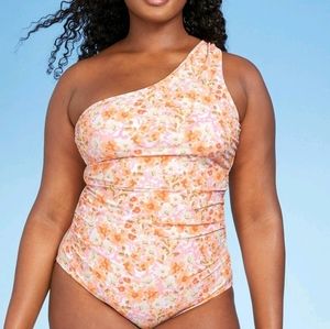 NWT One shoulder full coverage one piece floral swimsuit Size M